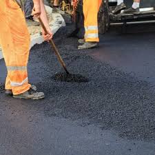 Best Gravel Driveway Installation  in Deland Southwest, FL